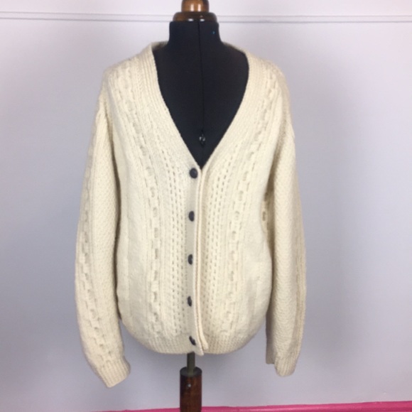 Hand-Made Crocheted Men’s Cardigan - Picture 1 of 4